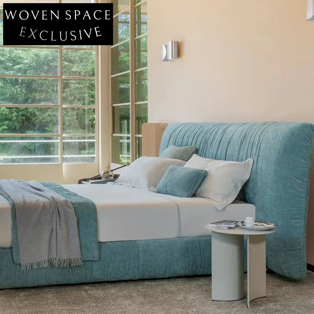 Italian Luxury King Size Solid Wood Linen Fabric Modern Bed