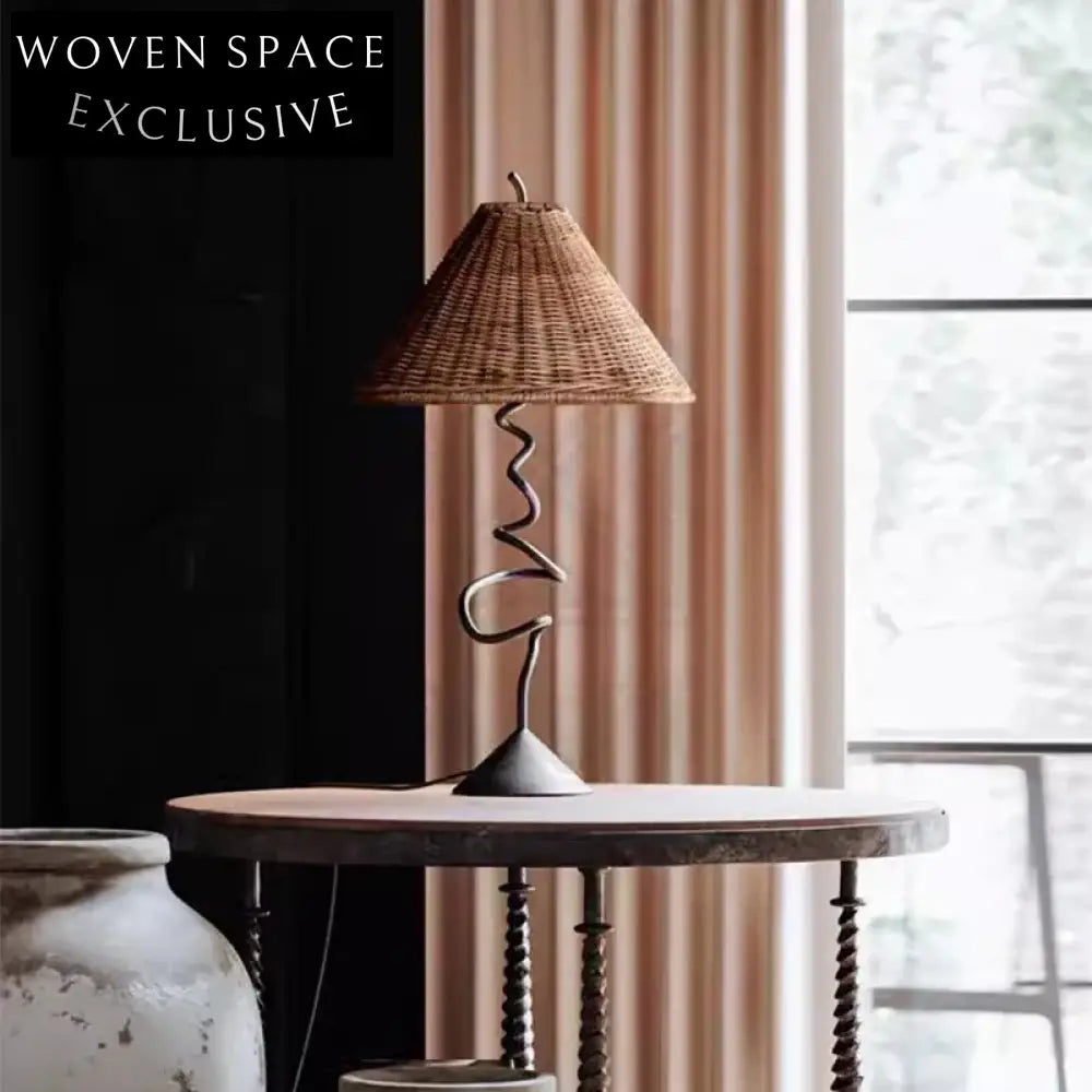 Japanese Retro Rattan Arc Floor Lamp – Elegant LED Reading Light