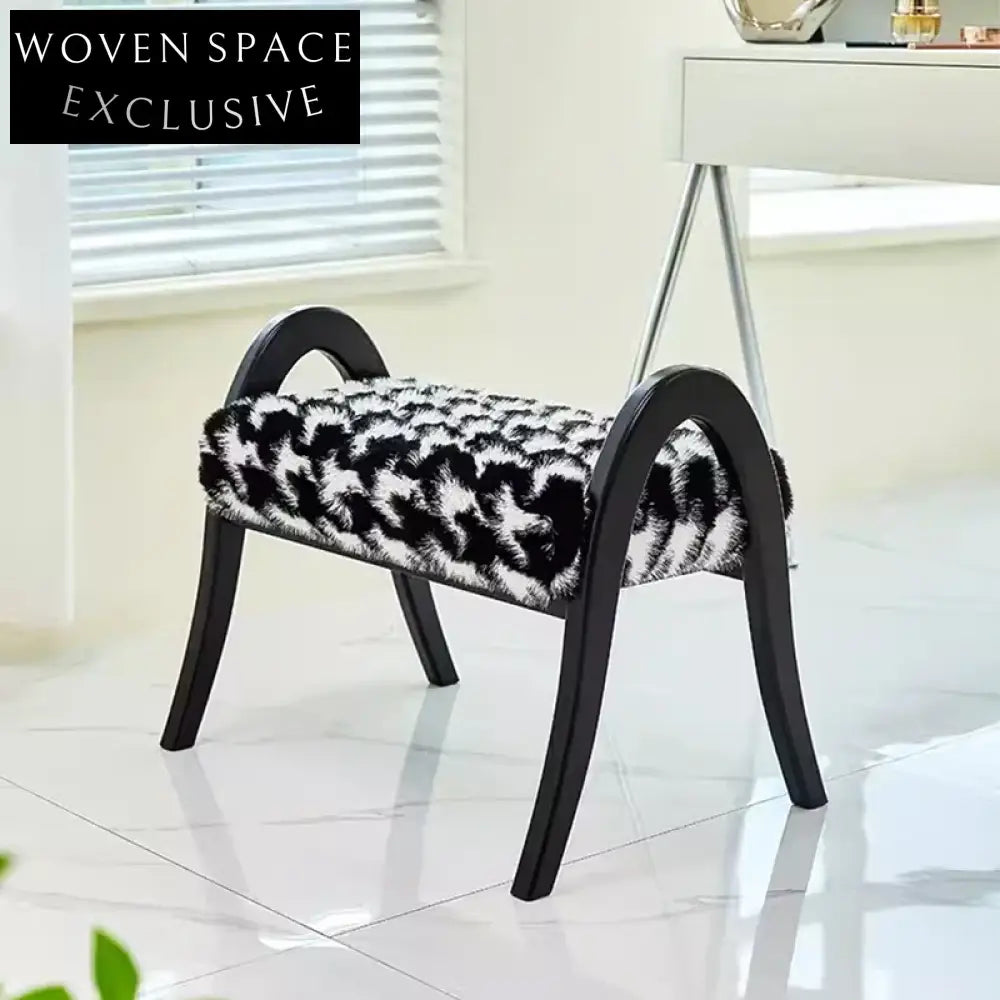 Light Luxury Ash Wood Ottoman: Comfortable Sponge Fabric Footrest for Modern Homes