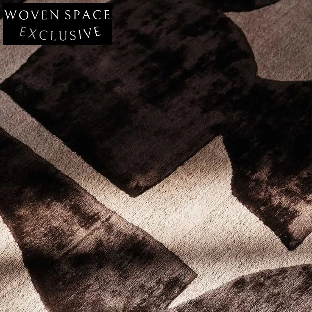 Luxurious American Retro Abstract Polyester Custom Area Rug for Living Room