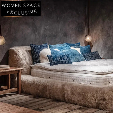 Luxurious Cashmere Fabric Modern King Queen Bed Frame with Solid Pine Wood