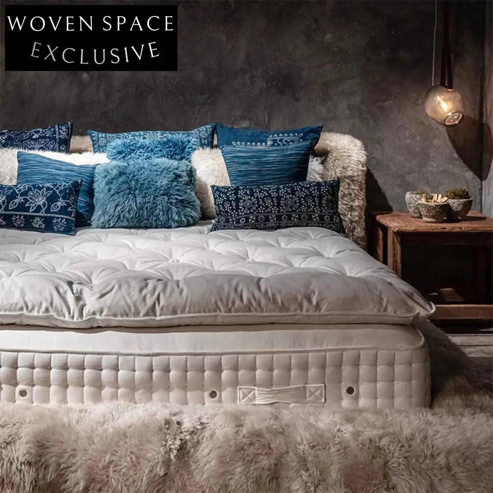 Luxurious Cashmere Fabric Modern King Queen Bed Frame with Solid Pine Wood