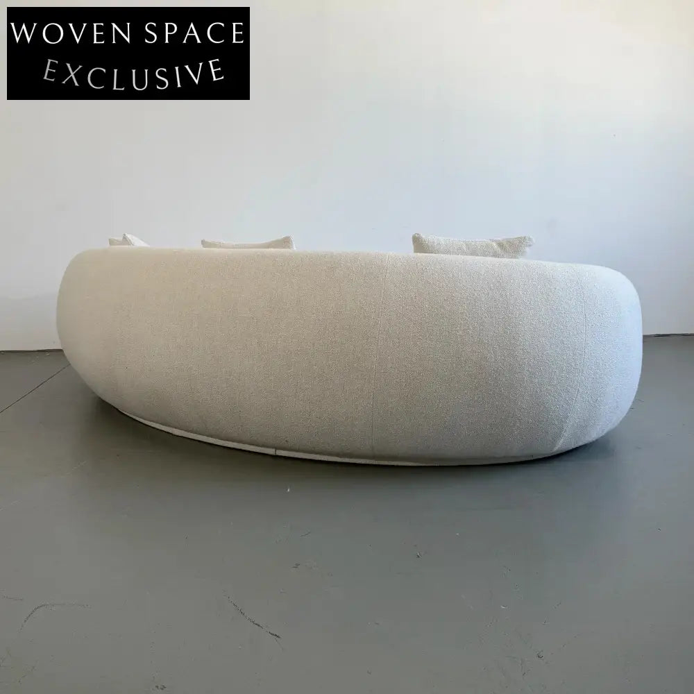Luxurious Curved Boucle Sofa: Elegant White Upholstery, Modern Design for Living Room