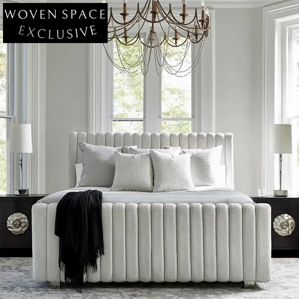 Luxurious European Fabric Queen King Sofa Bed with Modern Metal Legs