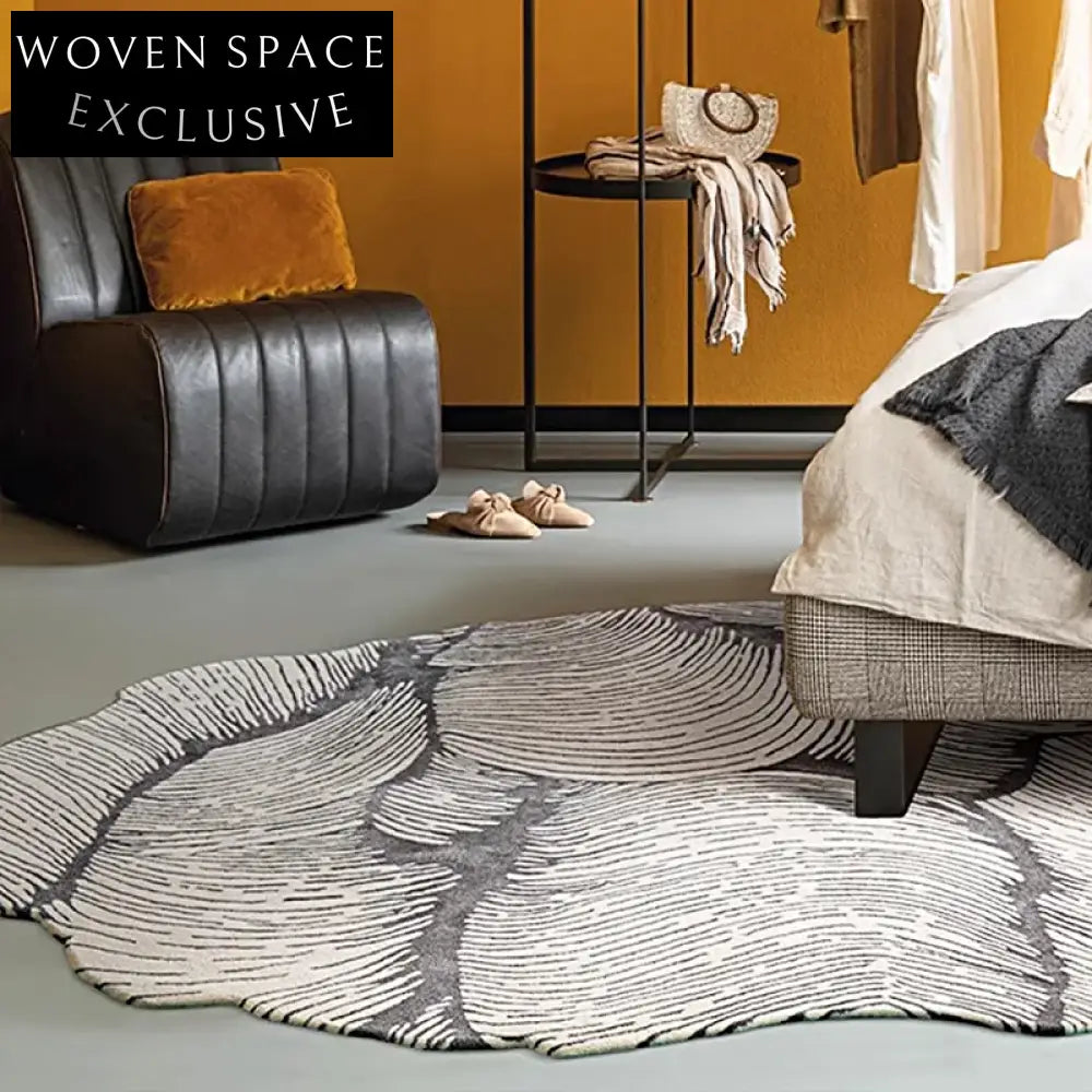 Luxurious Handmade French Style Cream Polyester Abstract Pattern Area Rug