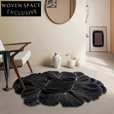 Luxurious Handmade Wool Living Room Area Rug with Modern Geometric Pattern