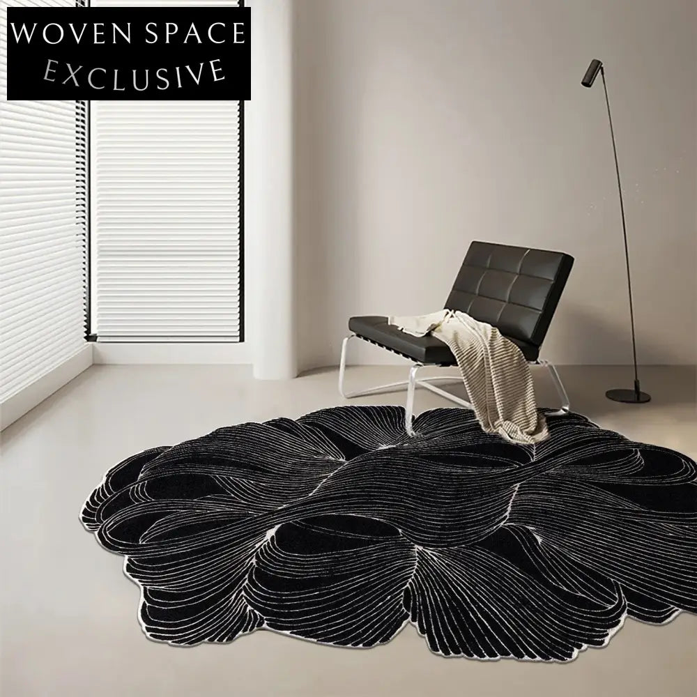 Luxurious Handmade Wool Living Room Area Rug with Modern Geometric Pattern