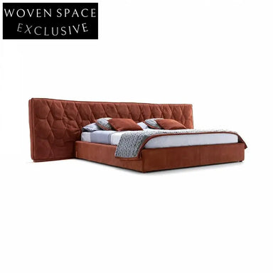 Luxurious Italian Aesthetic Upholstered King Size Capsule Hotel Style Bed