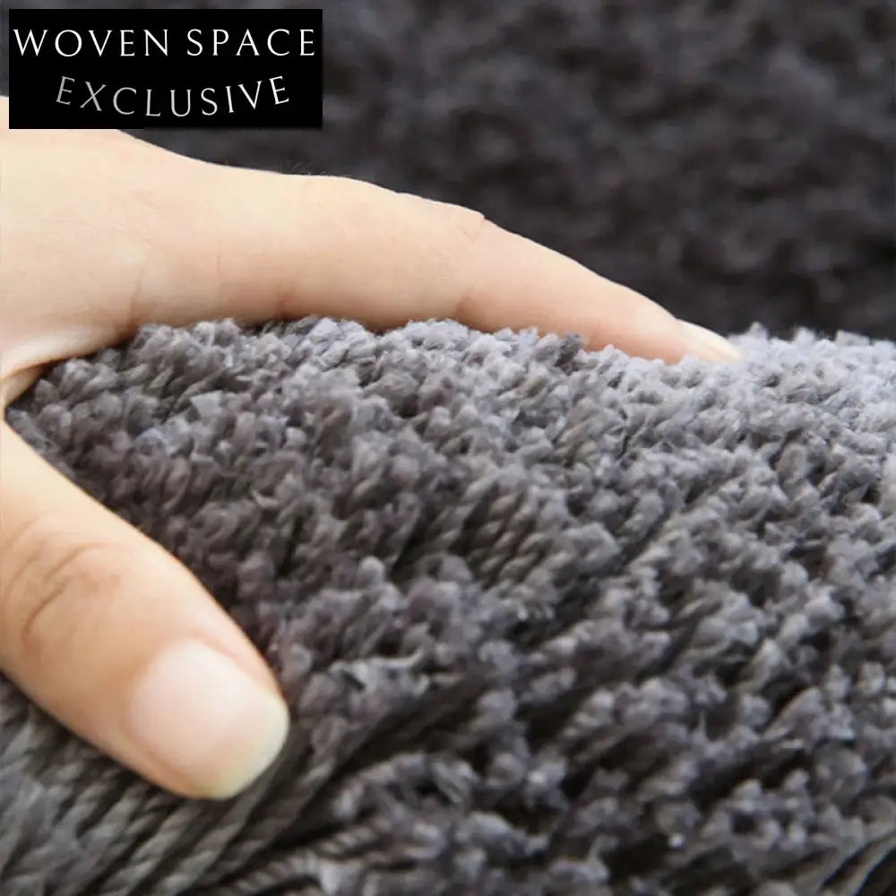 Luxurious Italian Handmade Thickened Long-Pile Area Rug for Elegant Home Decor