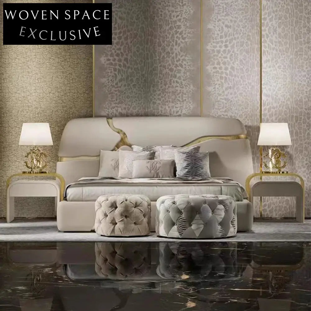 Luxurious Italian Leather Solid Wood Upholstered Modern King Size Bed