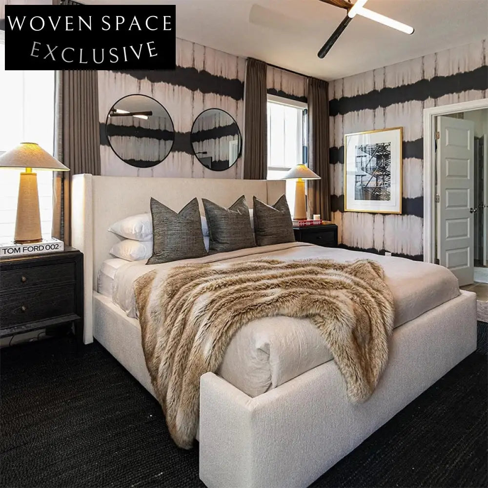 Luxurious Linen Upholstered Modern King Bed Frame with Soft High Headboard