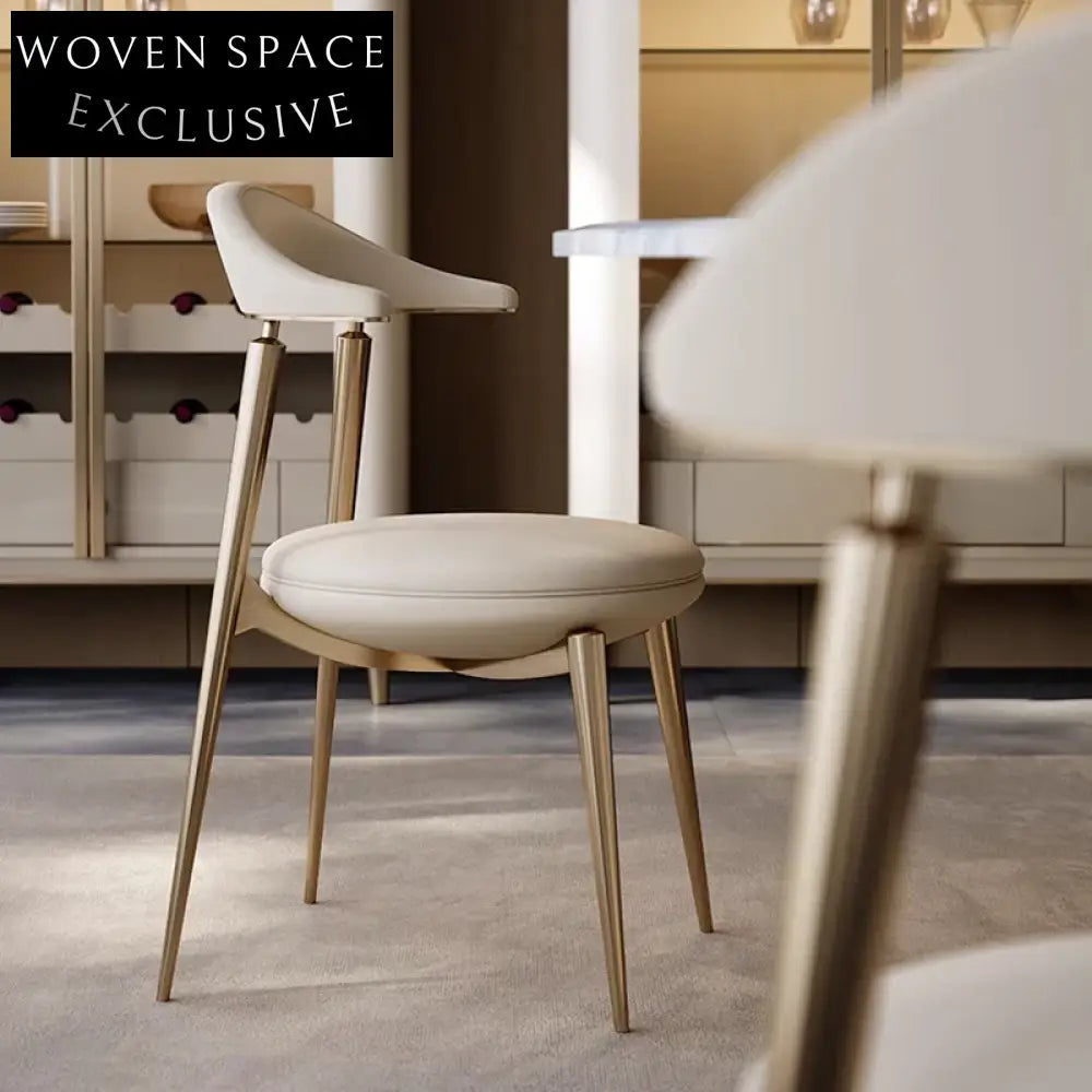 Luxurious Modern Curved Back PU Leather Metal Dining Arm Chair for Hotels