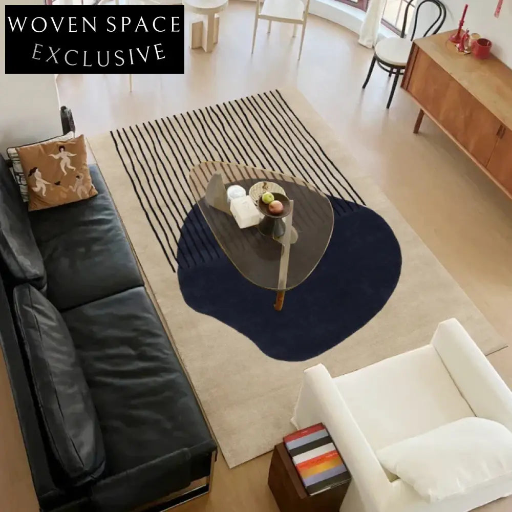 Luxurious Modern Polyester Area Rug for Living Room, Bedroom, Bedside Comfort