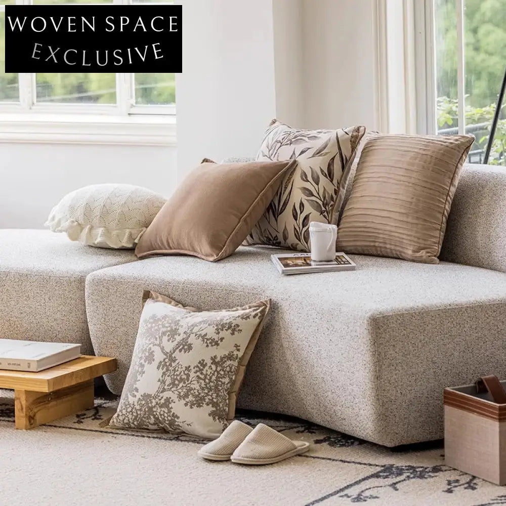 Luxurious Soft Decorative Throw Pillow with Down or PP Cotton Filling