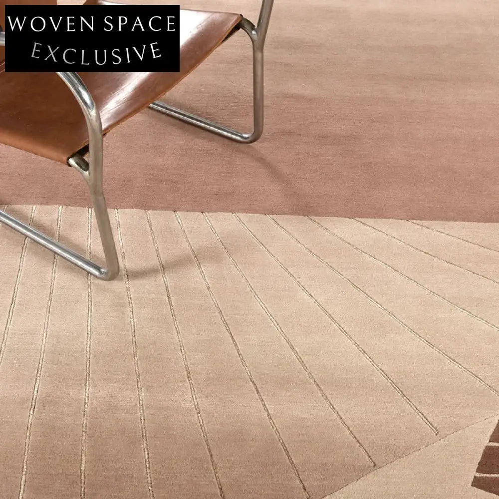 Luxurious Soft Geometric Pattern Polyester Area Rug for Modern Home Decor