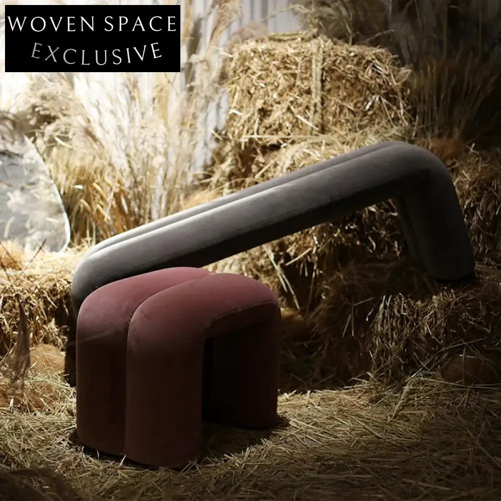 Luxurious Velvet Fabric Long Ottoman Bench for Modern Bedroom and Hotel Decor