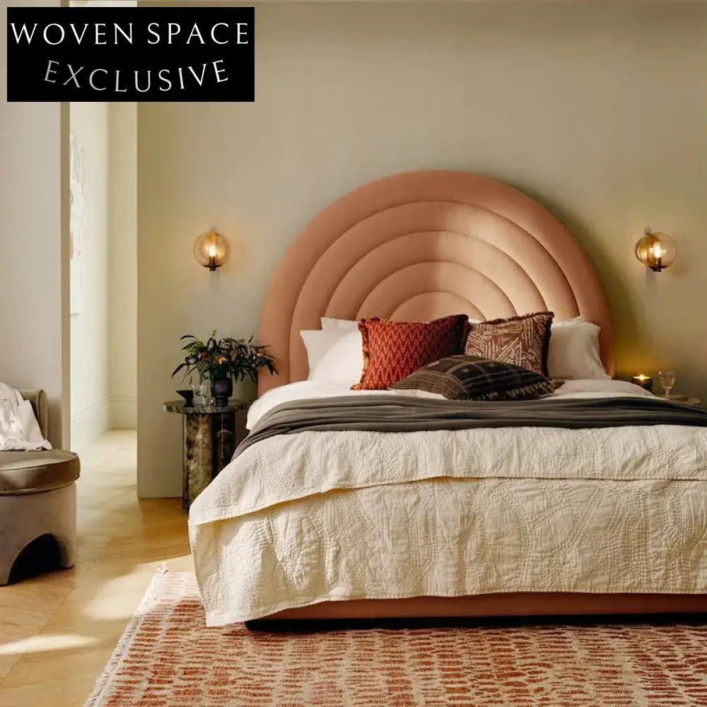 Luxurious Velvet Upholstered Modern Minimalist King Size Platform Bed