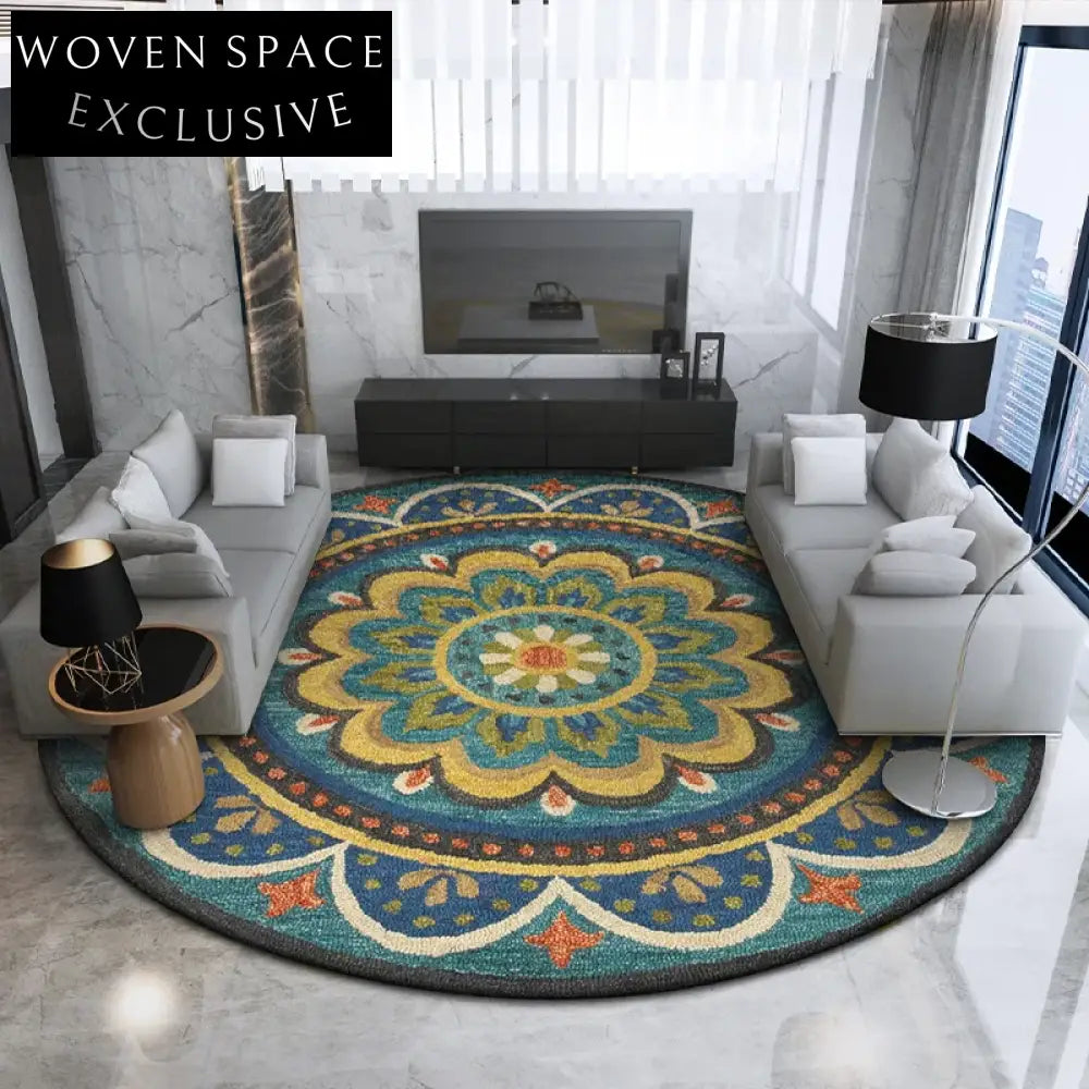 Luxurious Wool European Neoclassical Round/Oval Floral Area Rug for Elegant Homes