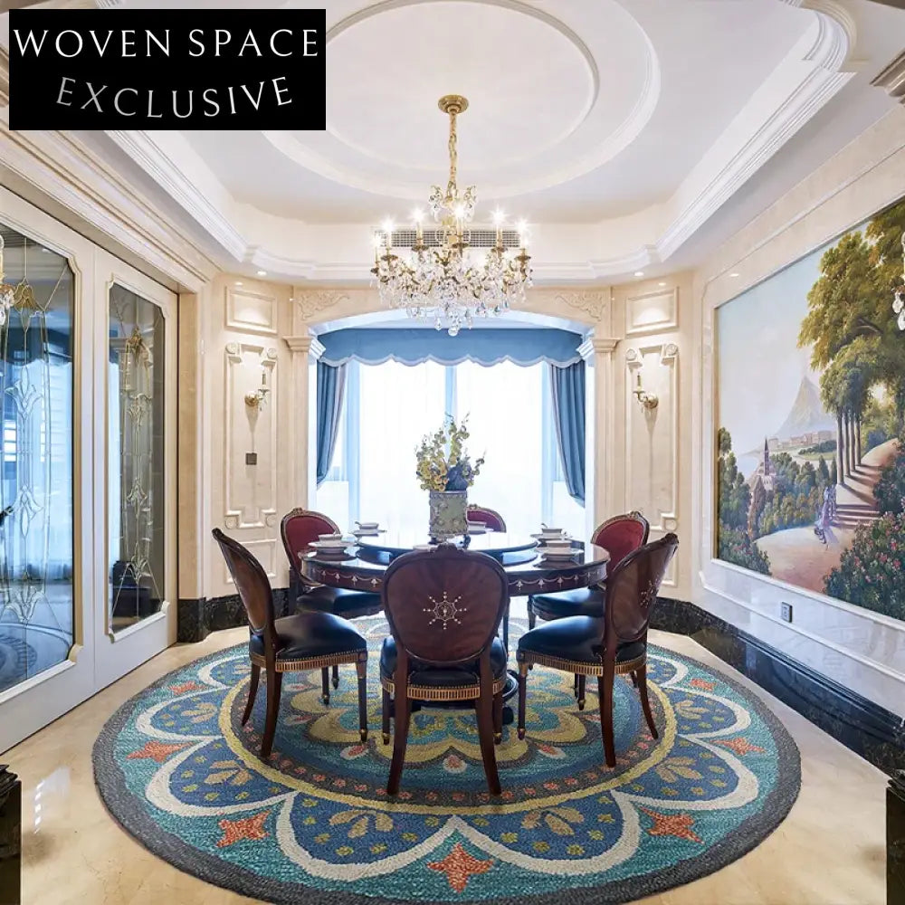 Luxurious Wool European Neoclassical Round/Oval Floral Area Rug for Elegant Homes