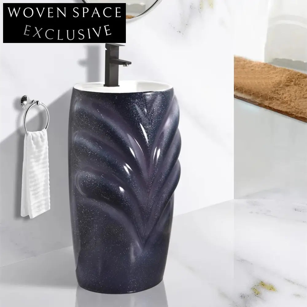 Luxury Electroplate Ceramic Free Standing Modern One-Piece Pedestal Bathroom Sink