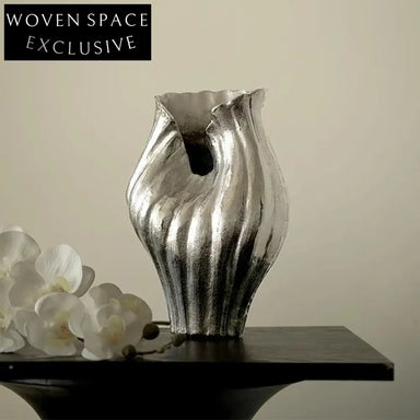 Luxury Handmade Art Deco Aluminum Flower Vase for Modern Home Decor Accents