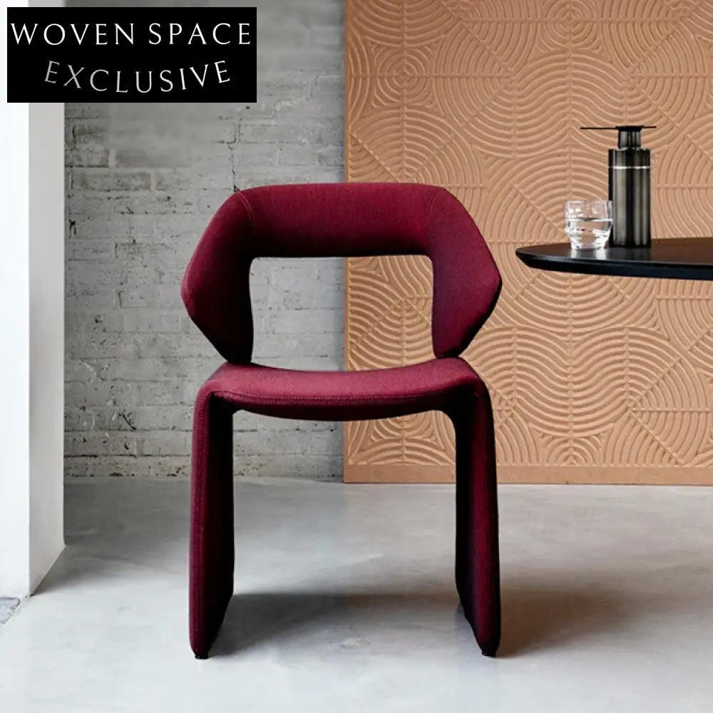 Luxury Italian Design Modern Fabric Upholstered Dining Chair for Upscale Settings