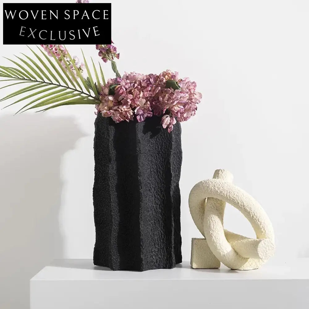 Luxury Modern Resin Abstract Table Sculpture Elegant Home Decor Art Piece