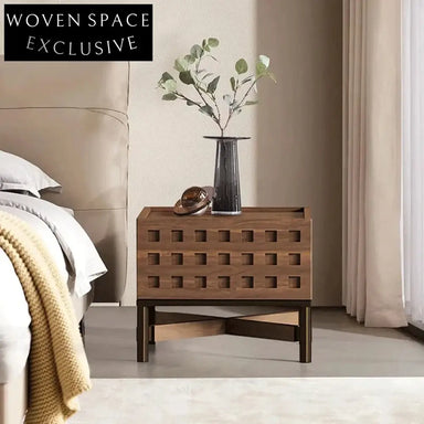 Luxury Modern Walnut Solid Wood Nightstand with Drawers and Storage