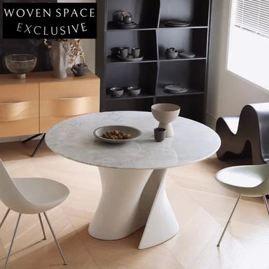 Luxury Round 4-Seater Sintered Stone Marble Top Dining Table for Modern Homes