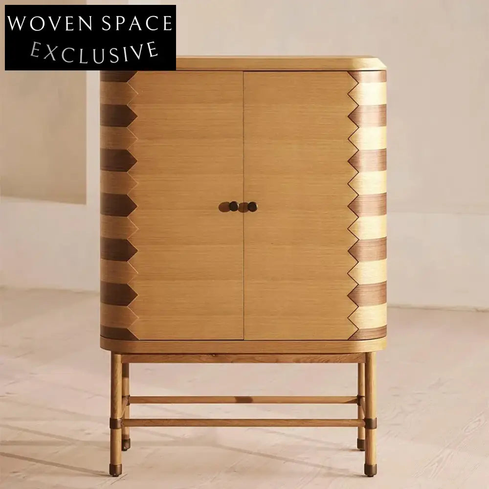 Luxury Solid Wood 2-Door Dining Room Storage Cabinet with Wine Rack