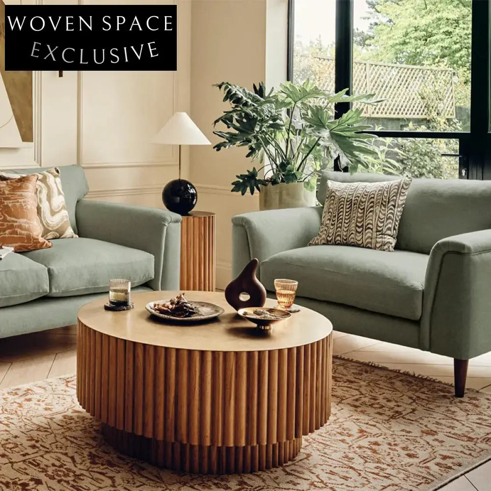 Luxury Solid Wood Round Coffee Table, American Style Living Room Centerpiece