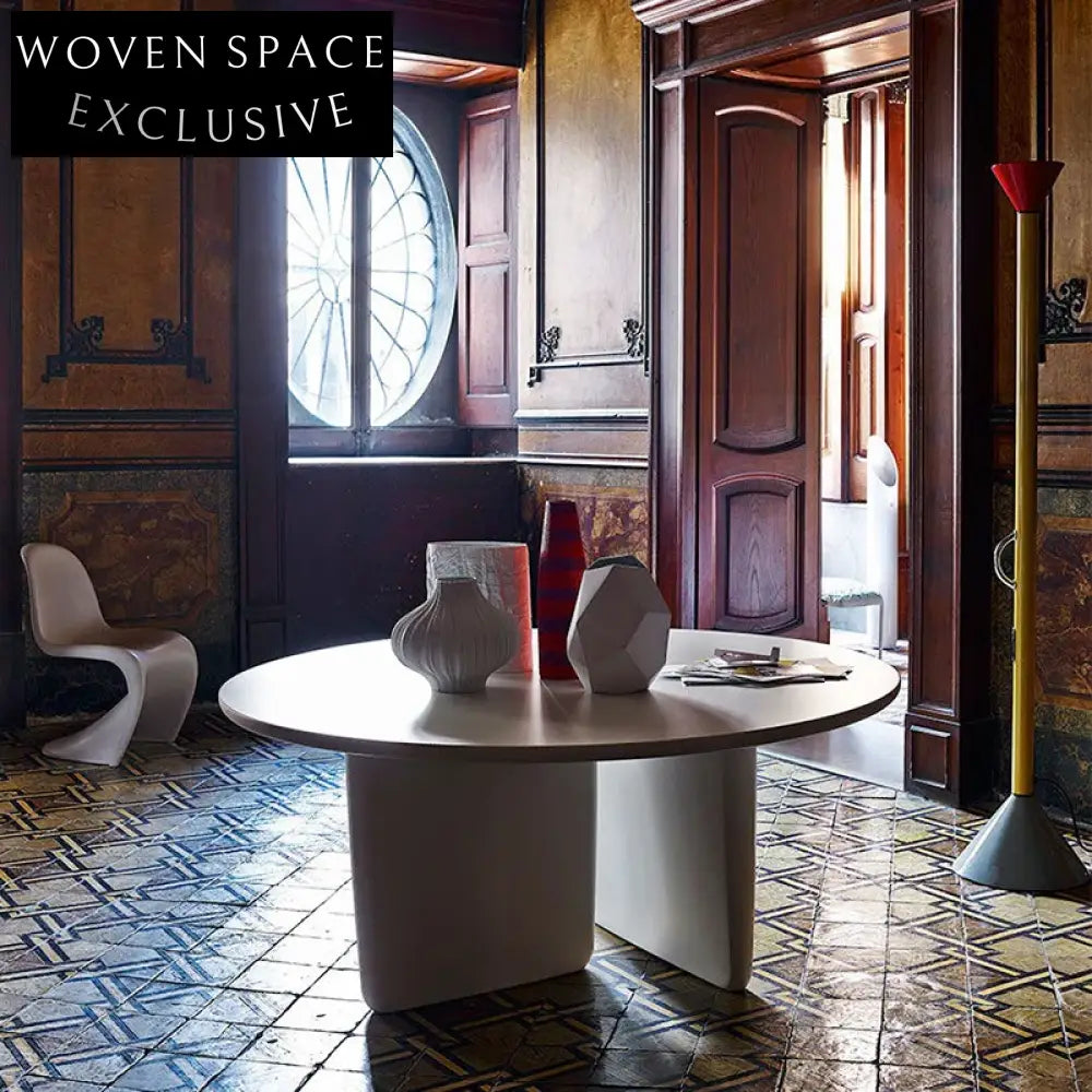 Luxury Solid Wood Round Oak Modern Dining Table Set for Elegant Homes