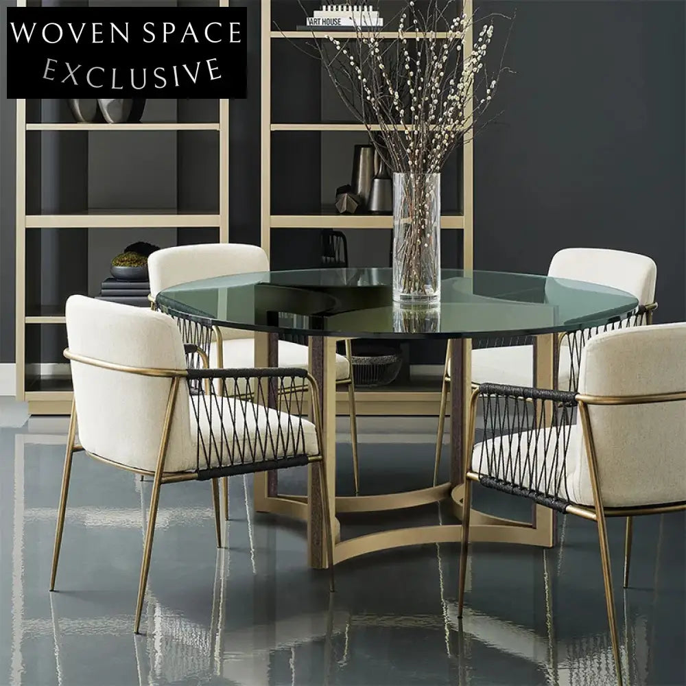 Luxury Velvet Fabric Restaurant Dining Chair with Gold Metal Legs