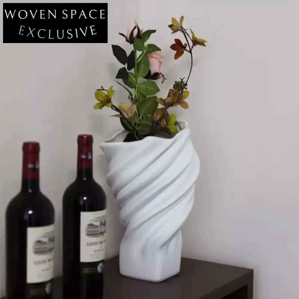 Minimalist Nordic Ceramic Standing Table Flower Vase for Elegant Homes