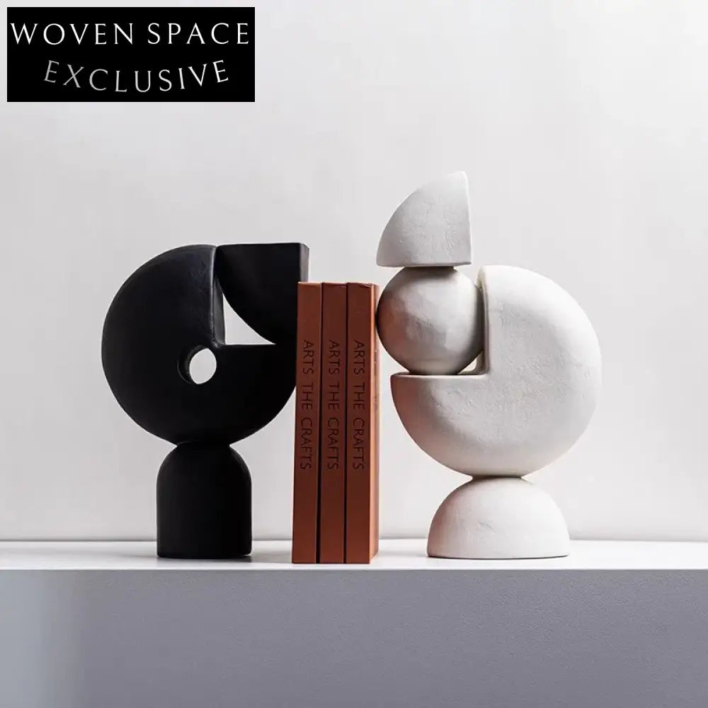 Modern Abstract Resin Sculpture Decor: Elegant Art Deco Home Living Room Ornament