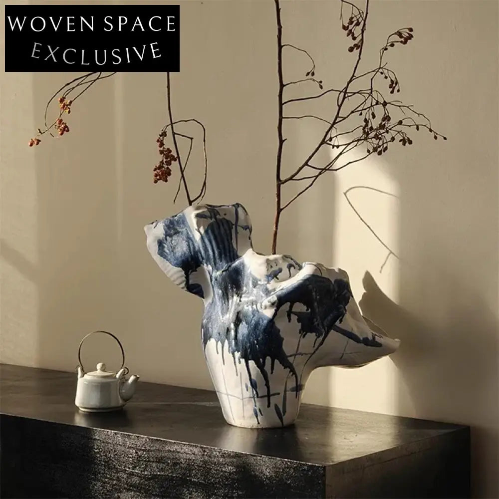 Modern Art Minimalist Ceramic Tabletop Flower Vase