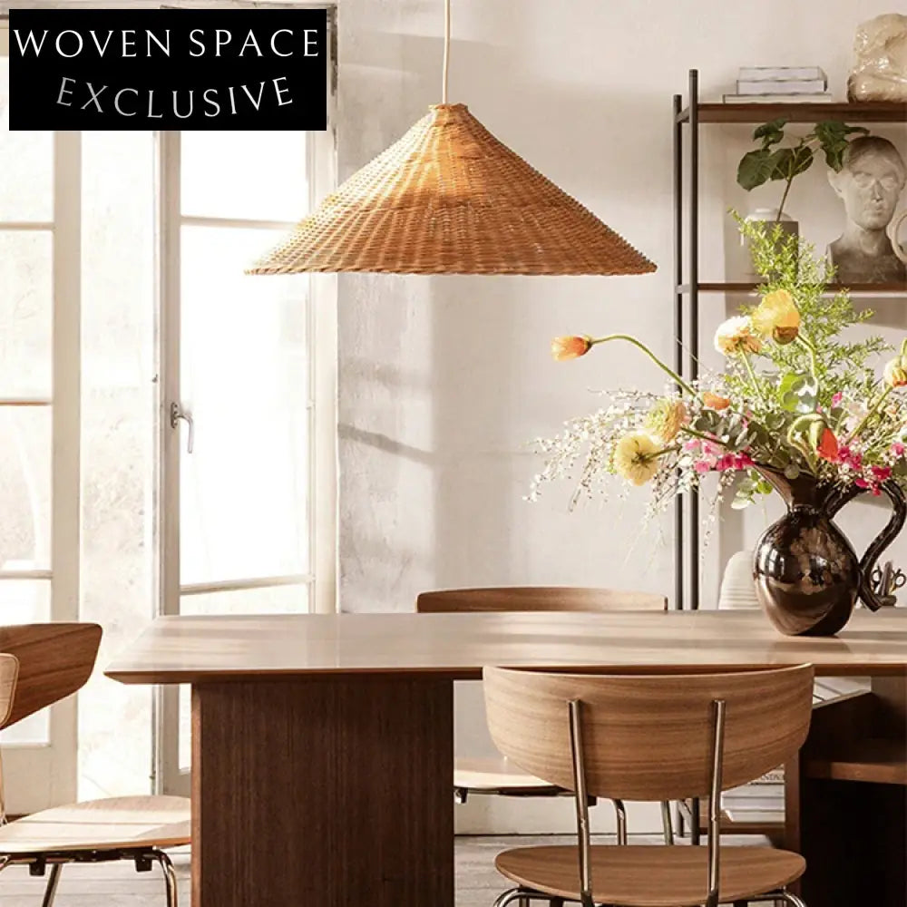 Modern Circular Rattan Frame Floor Lamp, Brown Lampshade, Elegant Bedroom Chandelier Lighting