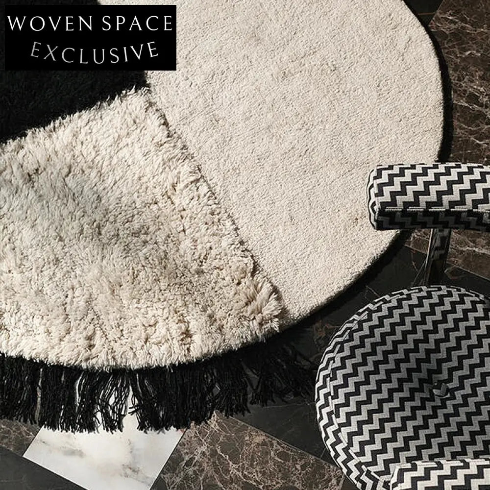 Modern Cream Milk Silk Hand-Woven Round Area Rug for Stylish Home Decor