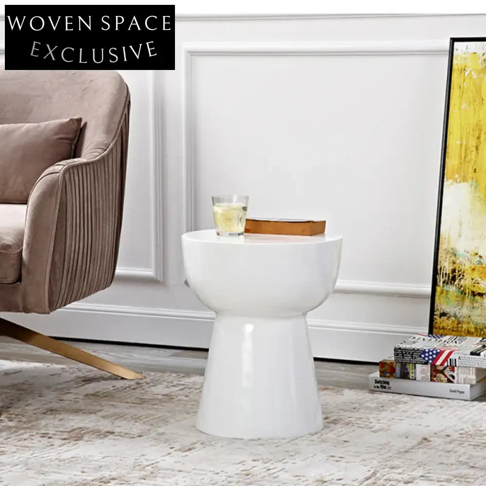 Modern Creative Round Metal Side Table for Living Room Corner & Cafe Shop