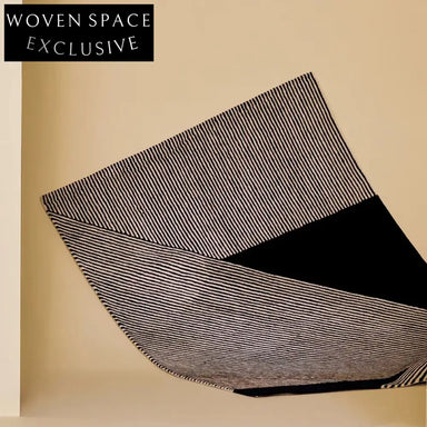 Modern Geometric Polyester Fiber Area Rug - Soft Customizable Floor Covering