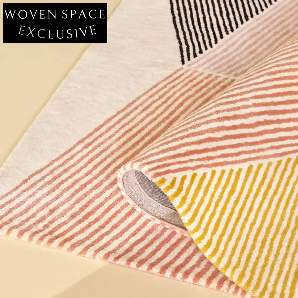 Modern Geometric Polyester Fiber Area Rug - Soft Customizable Floor Covering