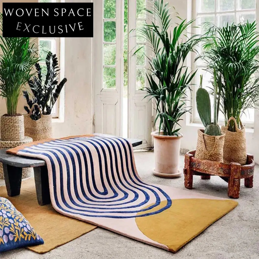 Modern Handmade Designer Green Geometric Area Rug for Luxury Homes