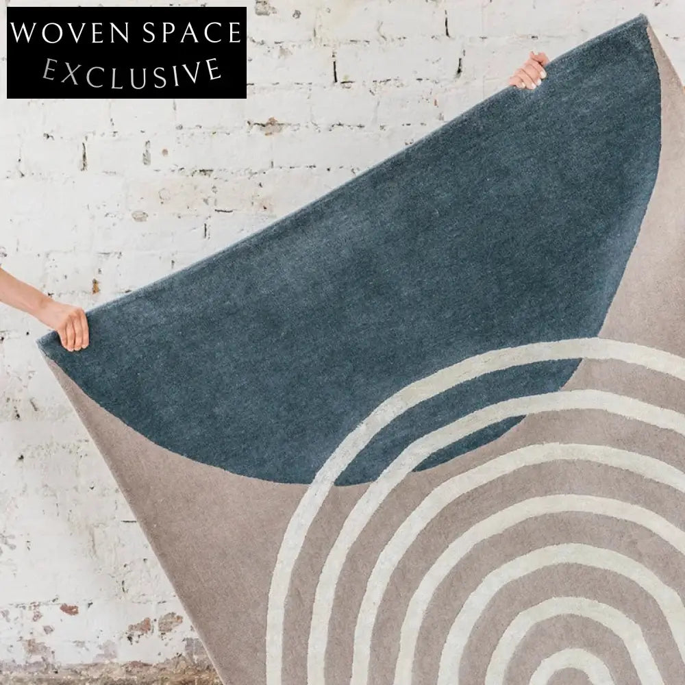 Modern Handmade Designer Green Geometric Area Rug for Luxury Homes