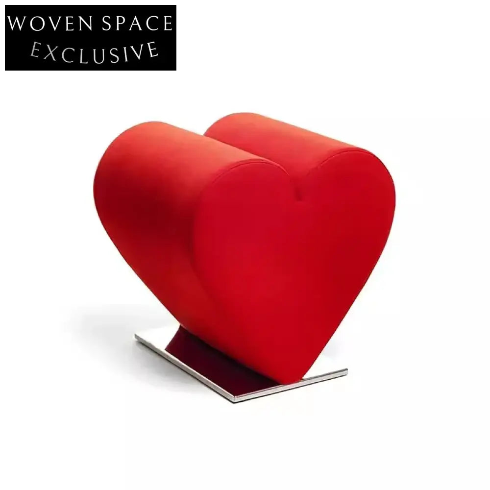 Modern Heart-Shaped Fabric Fiberglass Stainless Steel Decorative Sculpture for Home