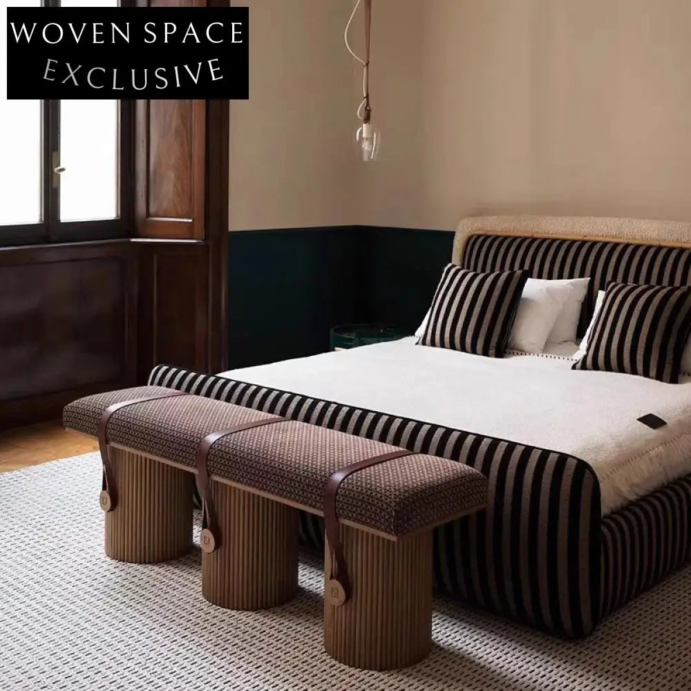 Modern Italian Luxury Velvet Fabric Ottoman Bench for Bedroom & Hotel