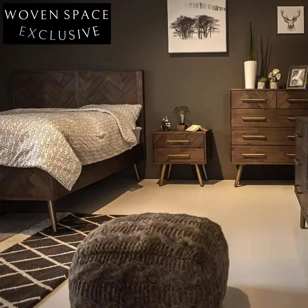 Modern Italian Solid Wood Frame Nightstand with 2 Drawers, Bedroom Table