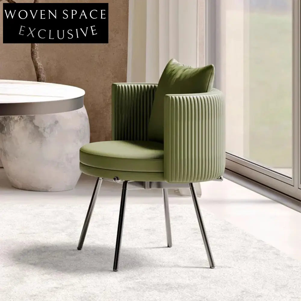 Modern Leather Bar Chair Curved Backrest Black Metal Legs Kitchen Stool