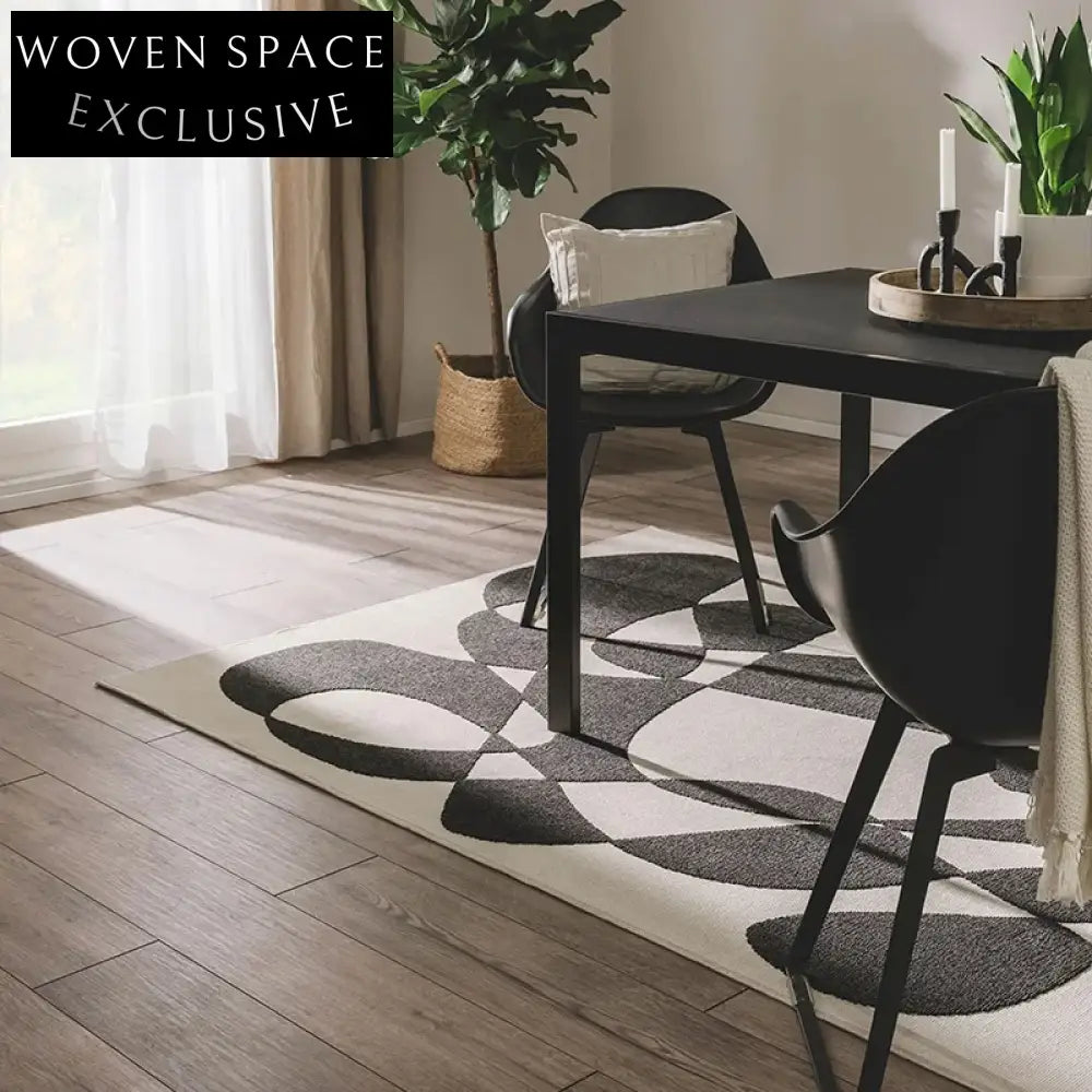 Modern Luxury Black White Geometric Plush Rug for Living Rooms
