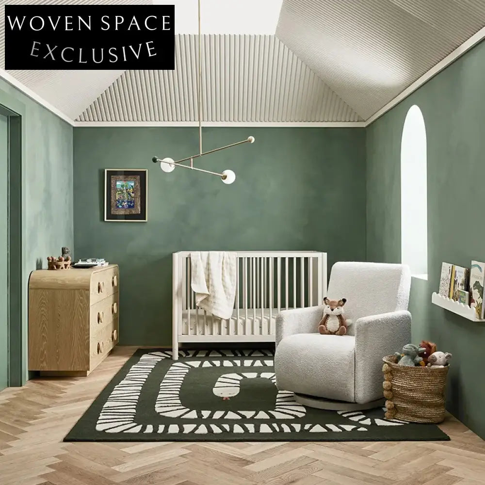 Modern Luxury Geometric Pattern Polyester Area Rug for Elegant Home Decor
