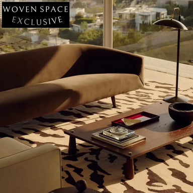 Modern Luxury Polyester Geometric Pattern Area Rug for Elegant Home